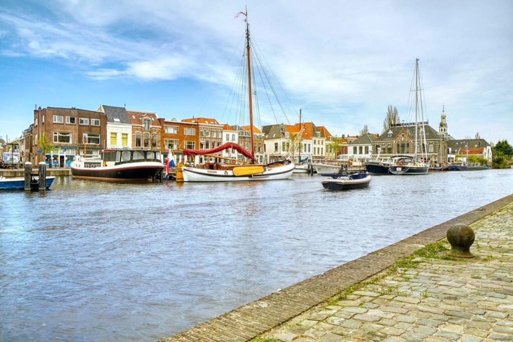 Beautiful Houseboat In The Centre Of Leiden ליידן מראה חיצוני תמונה